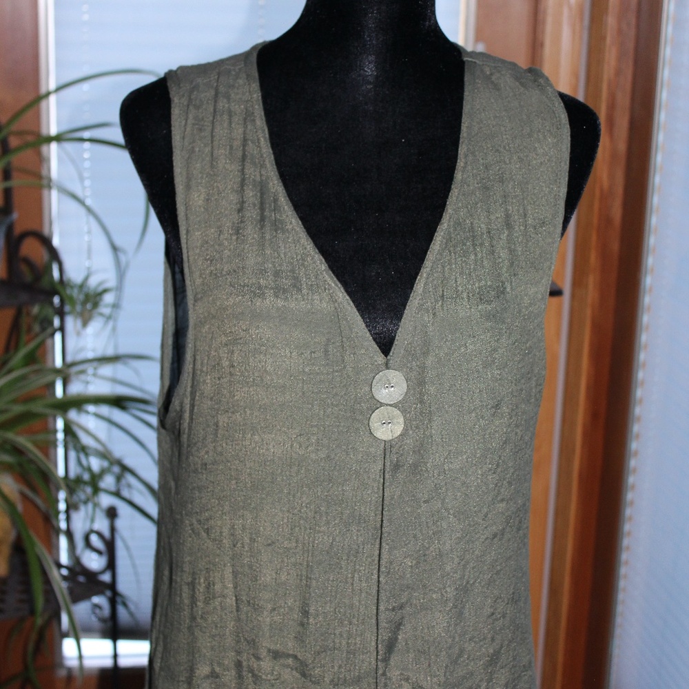 Pretty Angel Linen Top Size Small